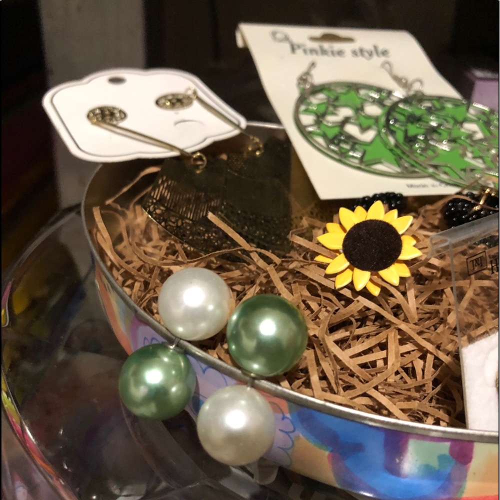 💚💛🖤 Lot/Bundle of Earrings! 💚 - Picture 7 of 12
